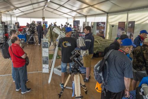 Espositori leader del settore al 3° Astronomical Science & Technology EXPO.
Foto: Paolo Ciambi