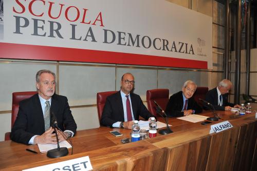 L'incontro del Ministro con i partecipanti al corso di alta formazione