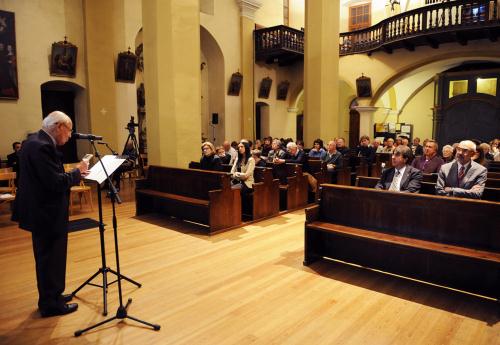 Il pubblico presente nella Chiesa di Saint-Etienne ad Aosta