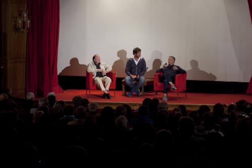 L'intervista a due noti personaggi: Massimo Boldi e Renato Pozzetto