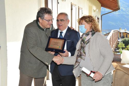 Riconoscimento alla Lega italiana per la lotta contro i tumori - VdA
