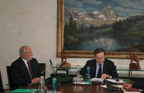 Angelo Barbarulo (a destra), Presidente dell'ABI Valle d'Aosta