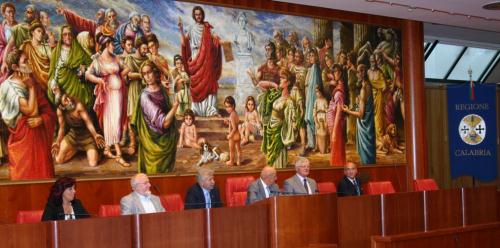 I Consiglieri della Valle tra i banchi della sala consiliare di Palazzo Campanella, sede del Consiglio regionale della Calabria