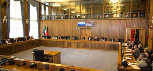 La riunione nell'aula del Consiglio