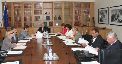 La giuria di selezione del Premio, presieduta dal Presidente del Consiglio Valle, Alberto Cerise, e riunitasi il 3 settembre, ha scelto cinque candidate