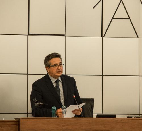 Il neo Presidente del Consiglio Valle, Marco Viérin