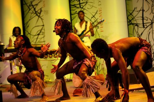 Il gruppo musicale mozambicano C.S.C. Djembe