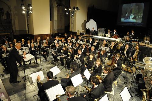 L'Orchestre d'Harmonie du Val d'Aoste, orchestra di soli fiati, durante lesecuzione