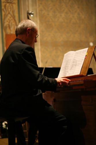 L'organista e direttore Teresio Colombotto