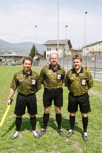 Gli arbitri. Da sinistra: Carletto Corrado, Renato Cheney e Christian Tibone