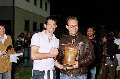 Il Presidente Ego Perron con il calciatore professionista, Sergio Pellissier