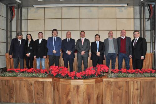 I Presidenti del Consiglio e della Regione insieme agli Assessori regionali al termine della presentazione