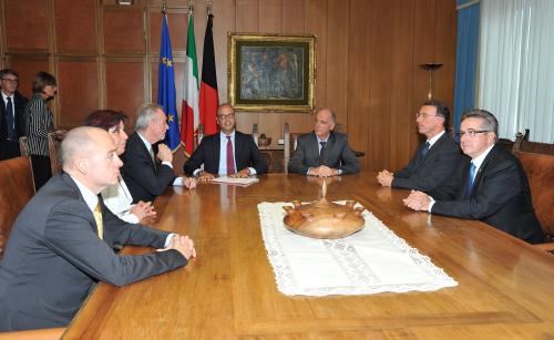 L'incontro del Ministro Alfano con l'Ufficio di Presidenza, il Presidente Rollandin e il senatore Lanièce