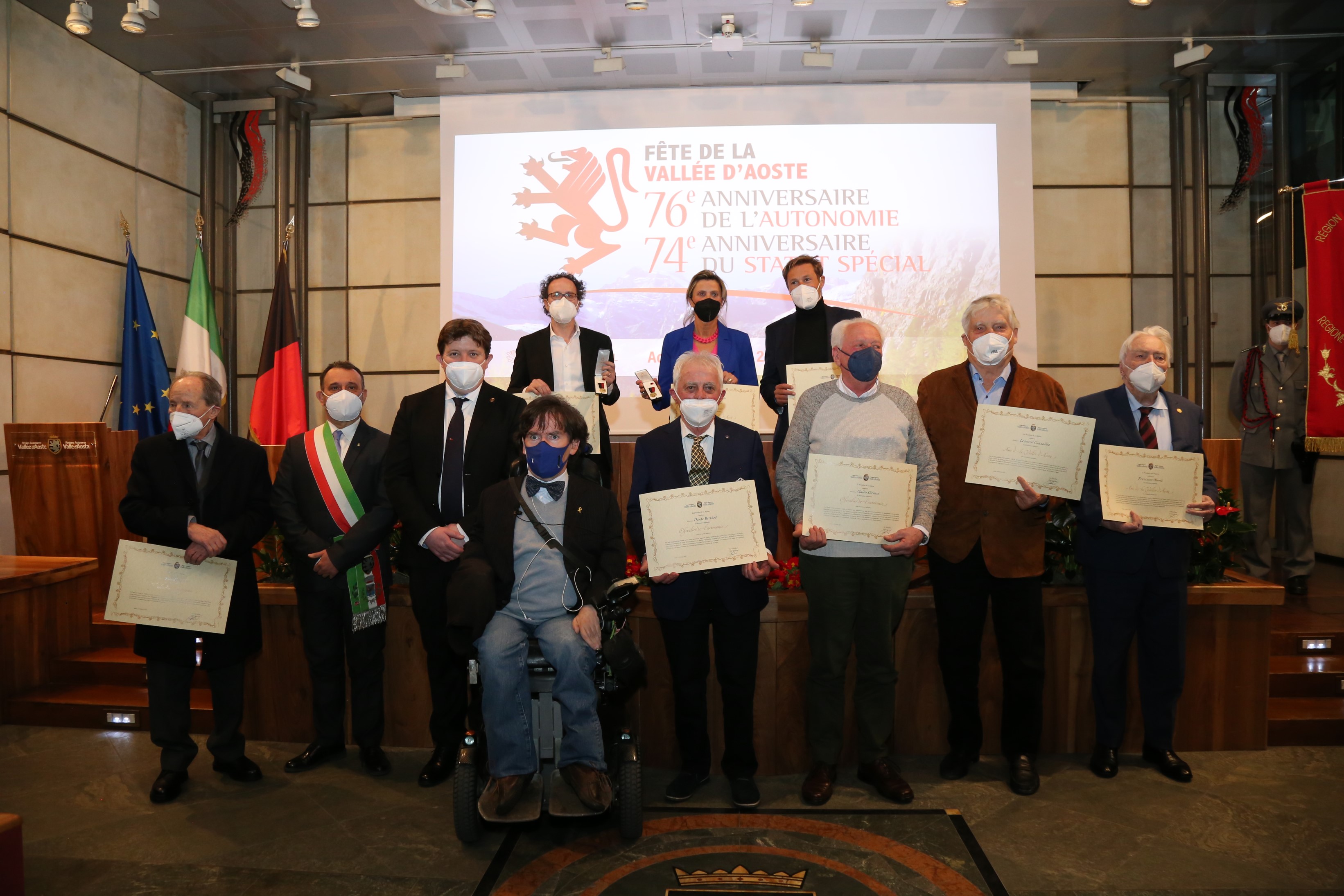 Foto gruppo insigniti