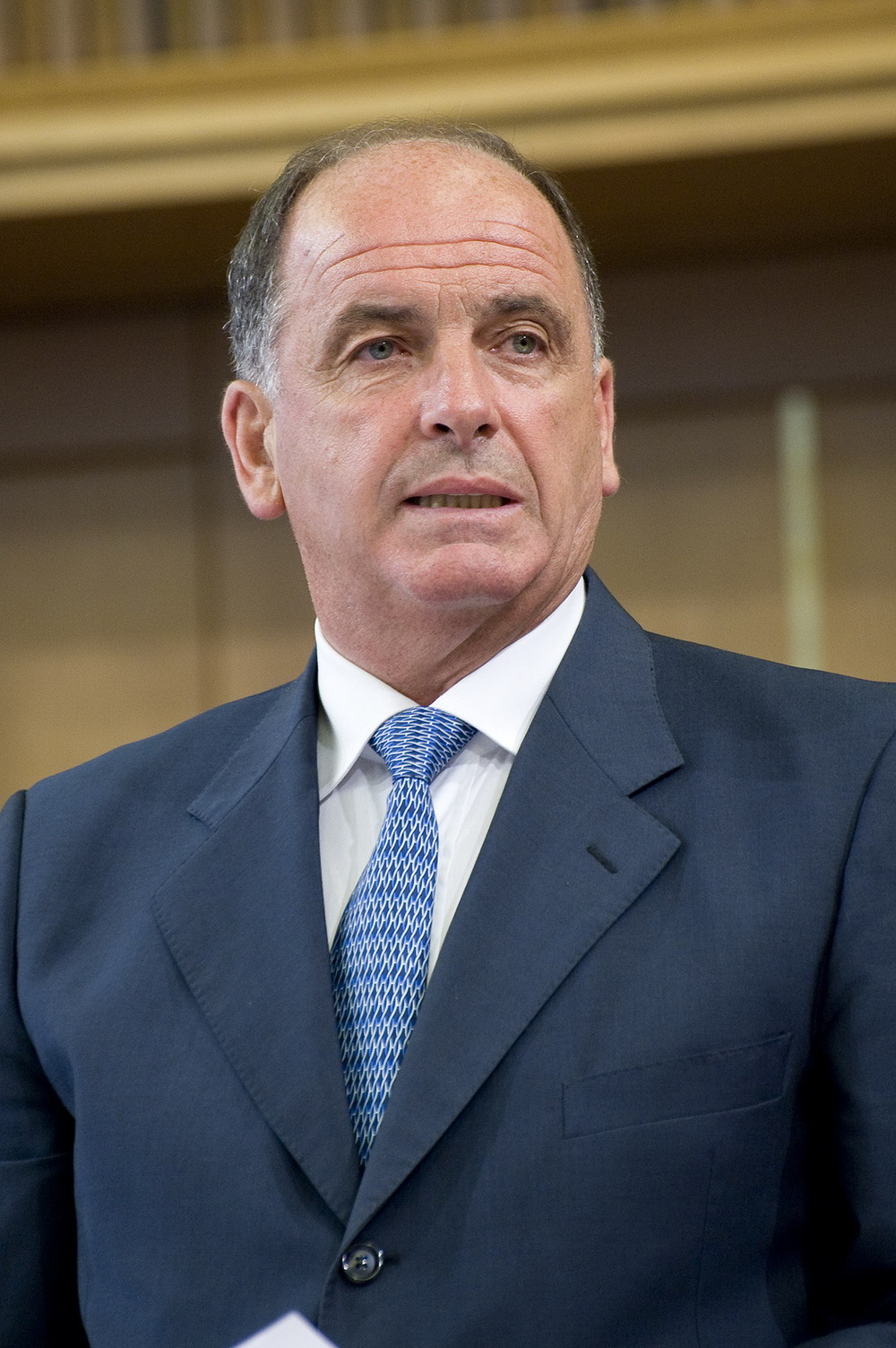 Le President de la Region augusto Rollandin