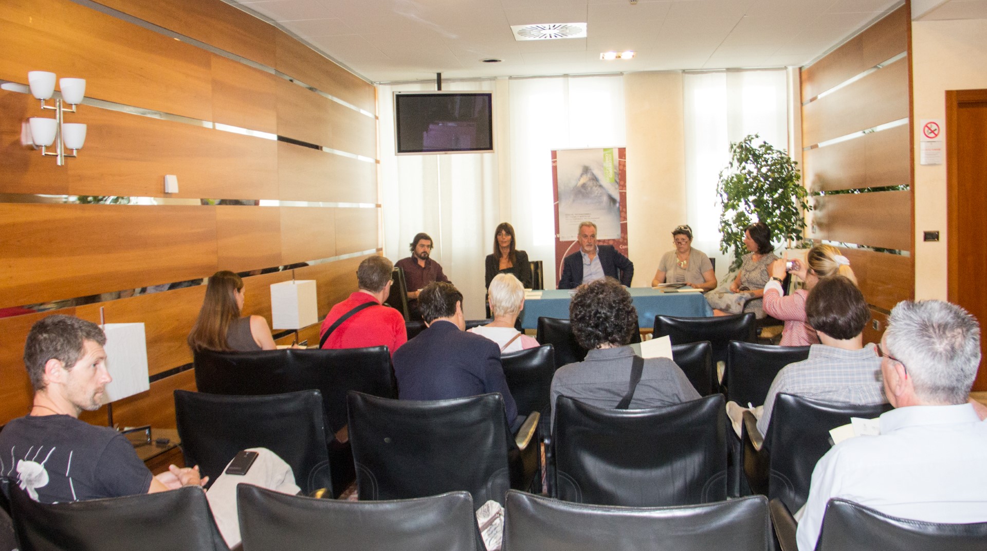 la conférence de presse de présentation