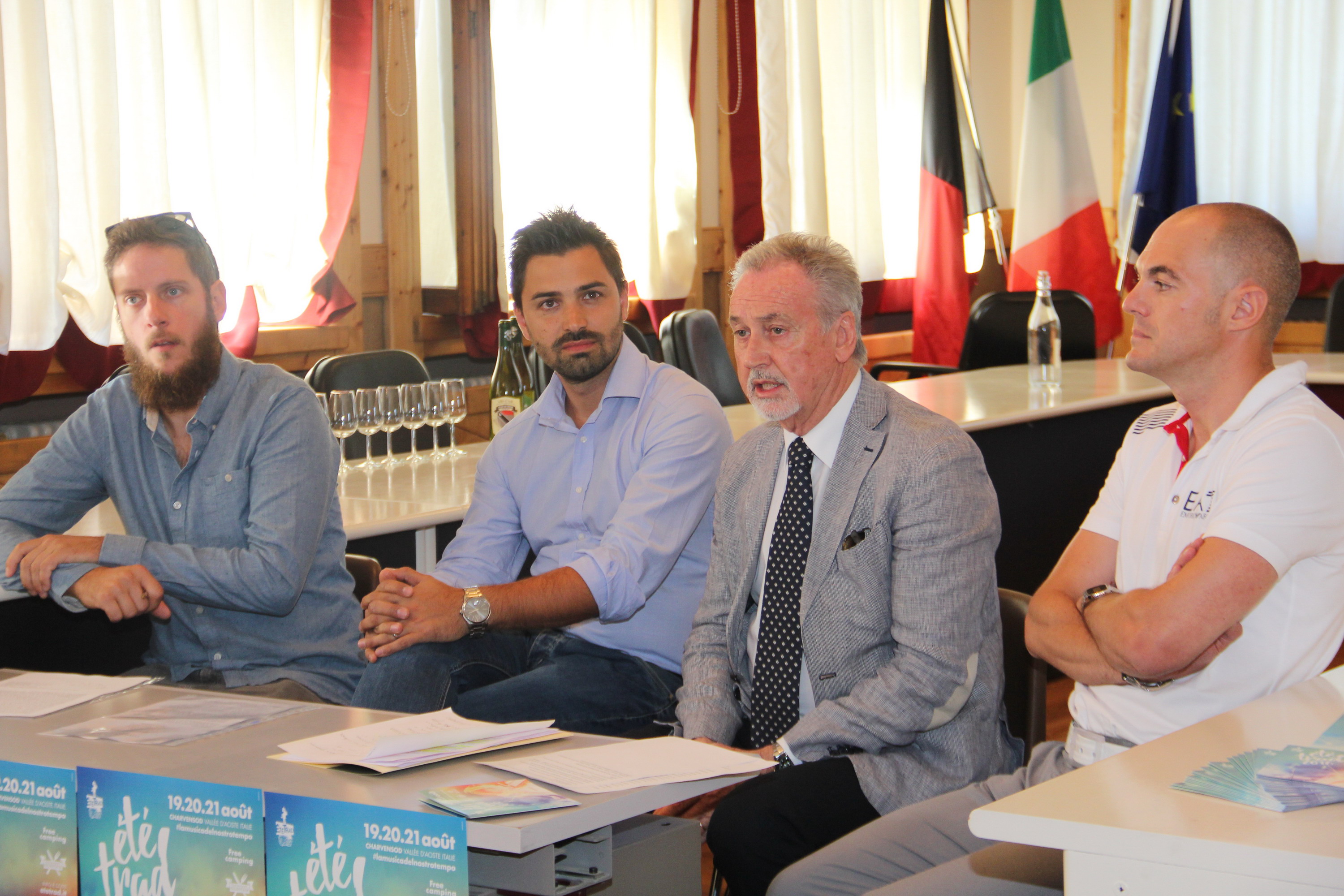 la conférence de presse de présentation