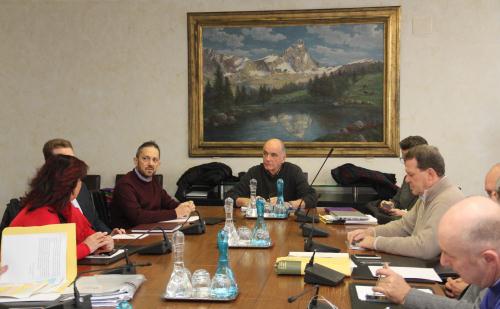 Les Commissaires avec le Président de la Région, Augusto Rollandin
