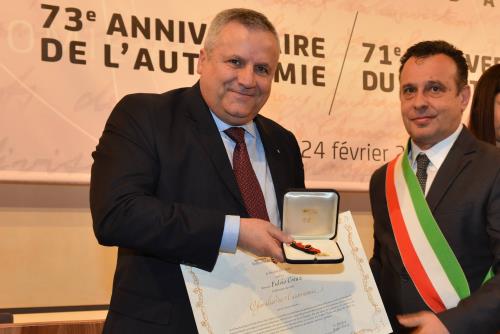 Fulvio Creux, Chevalier de l'Autonomie.
