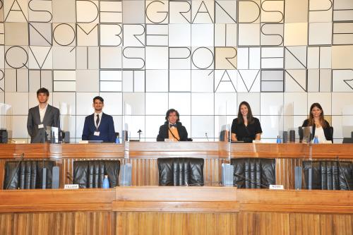La Bureau de la Présidence avec le Président Bertin