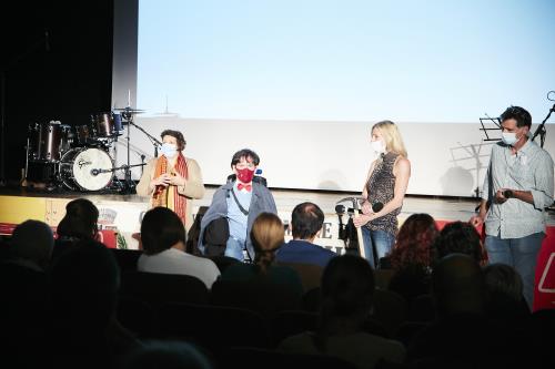Un moment de la cérémonie de remise des prix à laquelle le Président du Conseil de la Vallée, Alberto Bertin, a participé 