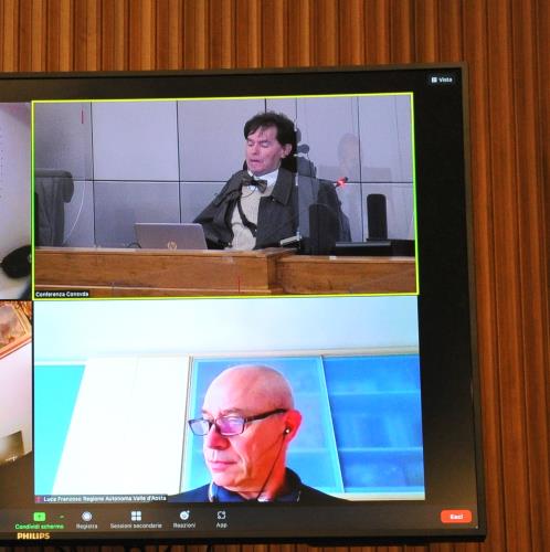 En liaison par vidéoconférence avec le Coordinateur de la direction régionale de l'Environnement, Luca Franzoso 