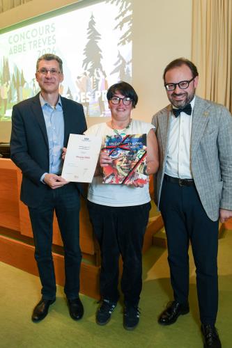 Une attestation de participation a été remise à Miranda Perri (2ème place)