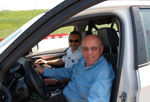 Le Président Alberto Cerise à la fin du test sur le circuit