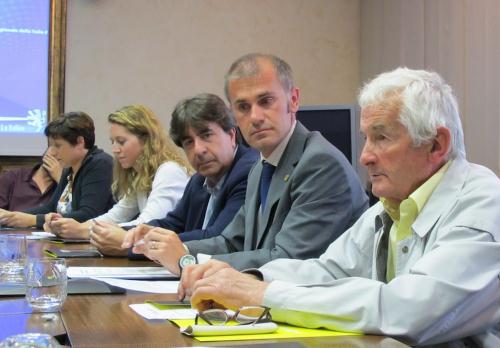 Un moment de la conférence avec le Président du Cervino CineMountain Festival, Antonio Carrel (1er à partir de droite)