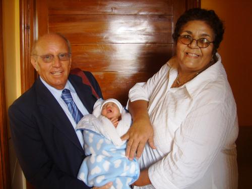 Le Président Alberto Cerise avec Aicha Ech Channa et un enfant du centre
