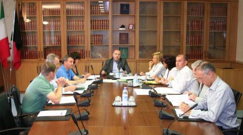 Le Conseiller Diego Empereur préside la réunion