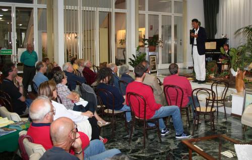 Présentation du volume "Il corrispondente di guerra" de Mimmo Candito