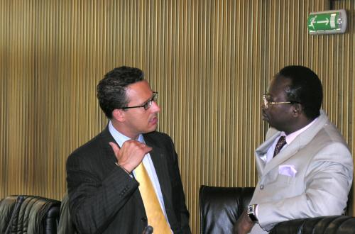 Le Président du Conseil de la Vallée avec le maire de Kaolack 