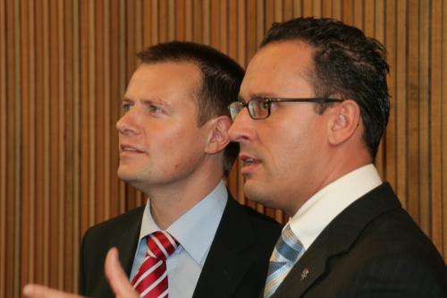 Les Présidents Albert Betrisey et Ego Perron