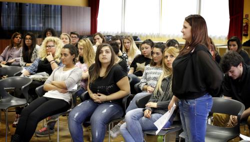 L'intervention d'une étudiante de l'Institut technique et professionnel régional "Corrado Gex" d'Aoste