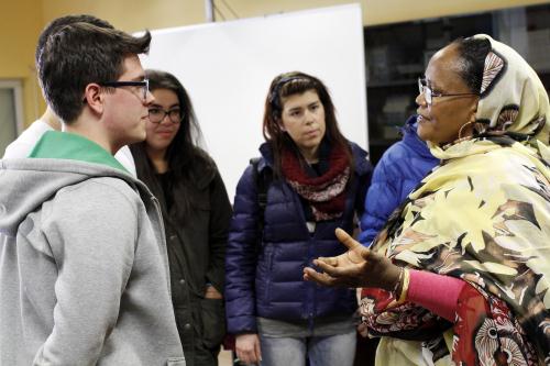 Le dialogue avec les étudiants