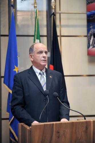 Le Président de la Région Augusto Rollandin lors de son intervention