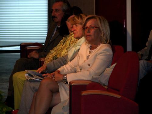 La Conseillère Adriana Viérin, présidente du Comité régional de coordination des mesures de coopération, solidarité et éducation au développement