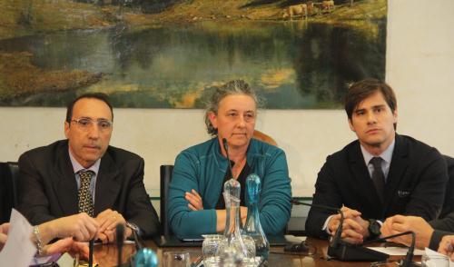 Alessandra Nicoletti accompagnée par ses avocats