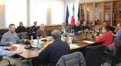 La Commission présidée par le Conseiller Leonardo La Torre