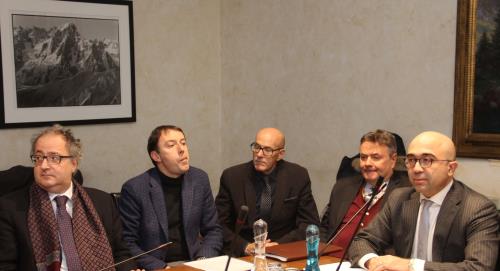 L'administrateur avec les dirigéants Stefano Silvestri, Massimo Canepa, Santino Giusti, Valter Romeo, Severino Dellea et Marco Fiore