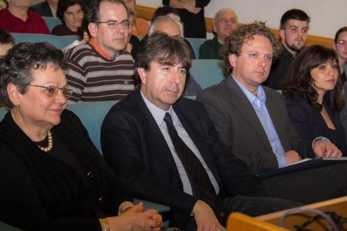 Anna Bajno, femme de Renato Arnod, avec le Vice-Président du Conseil Lanièce (au centre)