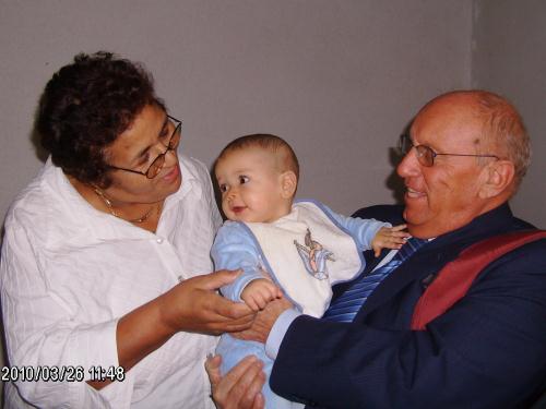 Le Président Alberto Cerise avec Aicha Ech Channa et un enfant du centre