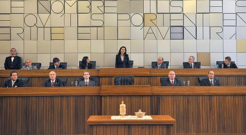 L'intervention du Président de la Chambre des députés, Laura Boldrini, dans la salle du Conseil