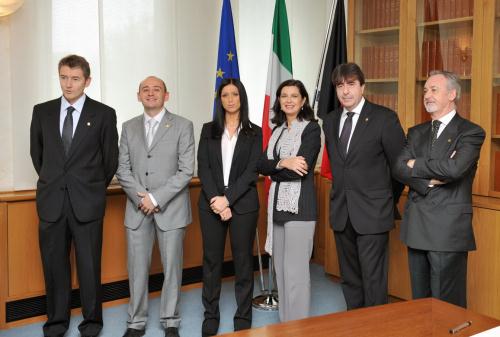 Le Président Boldrini avec le Bureau du Conseil