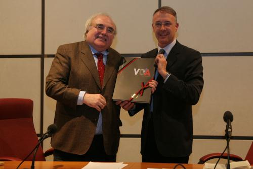 Le député Renato Farina avec le Conseiller secrétaire Enrico Tibaldi
