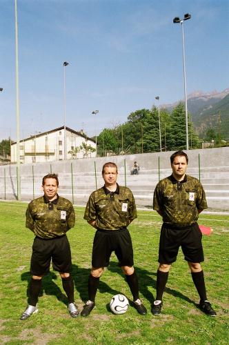 Les arbitres. A partir de gauche: Carletto Corrado, Stefano Gosatti et Adriano Calipari