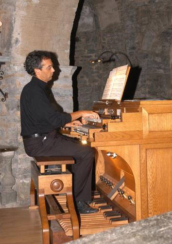 Arnad, 16 août - L'organiste Luca Benedicti