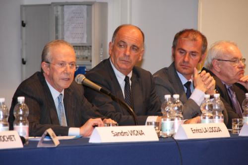 Lintervention du Président de la Commission parlementaire pour la réalisation du fédéralisme fiscal, lon. Enrico La Loggia