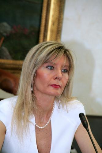 Le Président du Comité, lavocat Manuela Ghillino